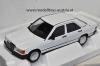 Mercedes Benz W201 Limousine 190 E 1982 weiss 1:18 Mercedes Benz W201 Limousine 190 E 1982 weiss 1:18